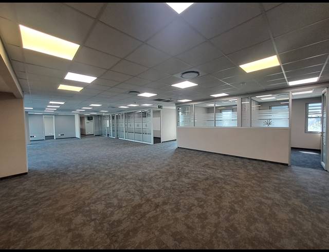 635M² OFFICE FOR SALE IN ILLOVO